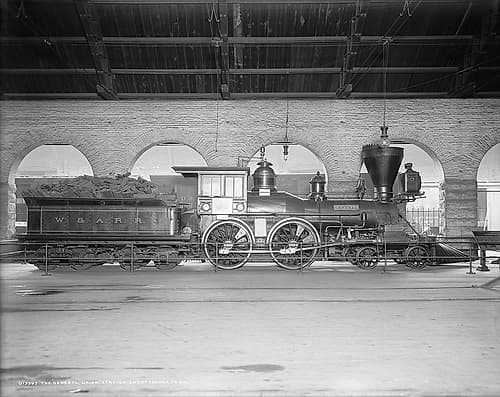 The General Train Union Station 1907 Landscape Print