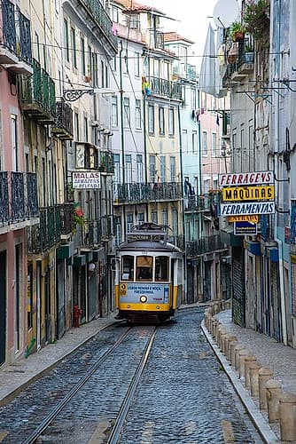 Lisbon Tram 28 Européen reproduction