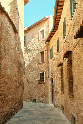 Tuscan Alleyway Art Print