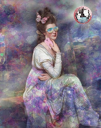 Lady Elizabeth Selfie Fashion Print