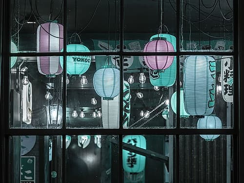 Different types of Chinese Lanterns in a shop Photography Print