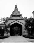 Entry gate to the University of Chicago Illinois