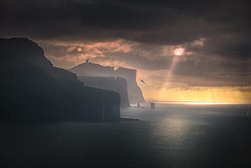 Ocean Cliffs Golden Light Art Print by Larry Deng Apa