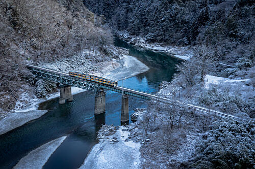 Snowy River Train Art Print