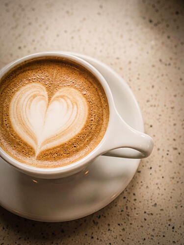 Warm Latte Heart Café reproduction