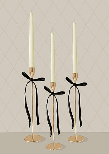 Elegant Gold Taper Candles Nature morte reproduction