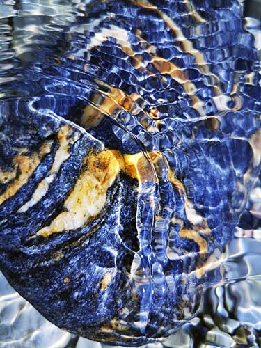 Rippling Blue Stone Art abstrait reproduction