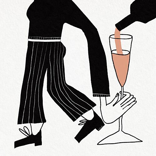 Elegant Drink Pour Mode reproduction