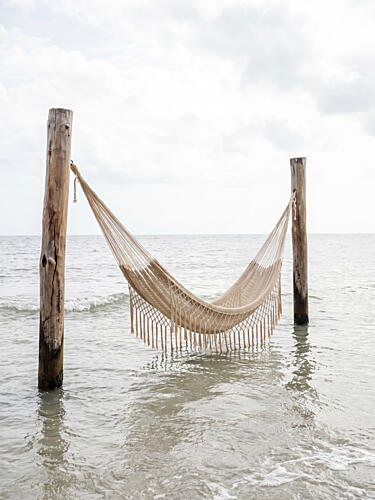 Serene Ocean Hammock Plage reproduction
