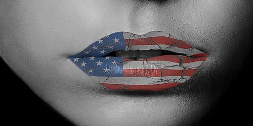 Kiss Me America Mode reproduction