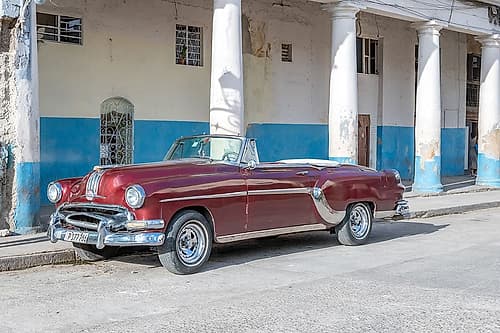 Maroon Convertible Havana Art Print