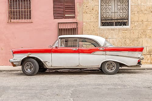 Red and White Classic Car Havana Art Print
