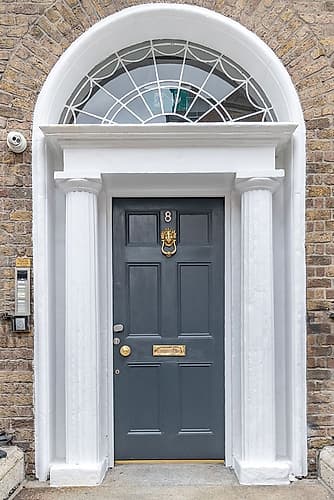 Slate Gray Georgian Door Numbered 8 Classique reproduction