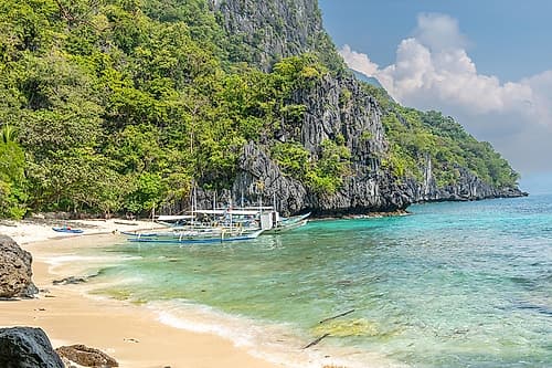 Boat Moored at Limestone Cove Beach, El Nido, Palawan, Philippines Art Print