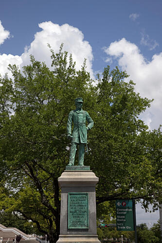Statue of Rear Admiral Semmes of the C.s. Navy in Mobile, Alabama Art Print