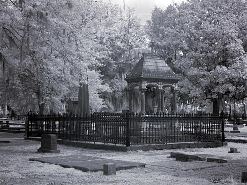 Old Live Oak Cemetery, Selma, Alabama IV Art Print