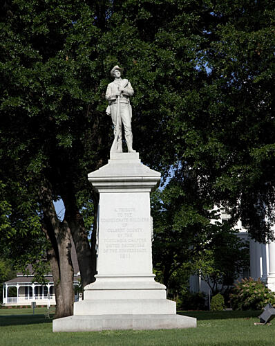 Confederate Statue in Historic Tuscumbia, Alabama Architecture Print