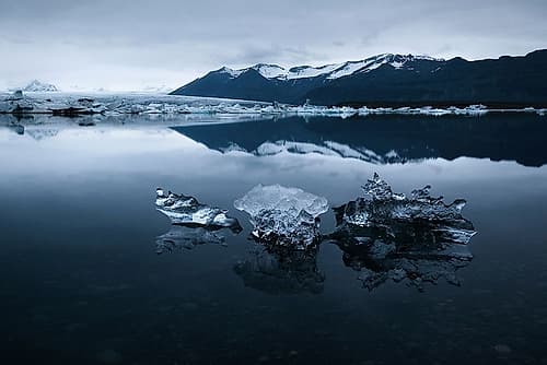 Joekulsarlon Island Landscape Print